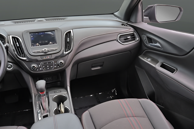 Used 2024 Chevrolet Equinox RS FWD image 17