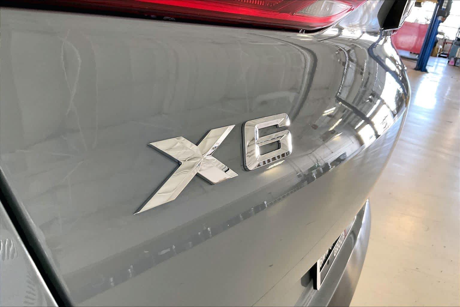 New 2027 BMW X6 xDrive40i w/ Executive Package AWD/4WD image 15
