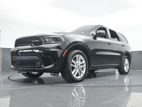 Used 2024 Dodge Durango GT image 57
