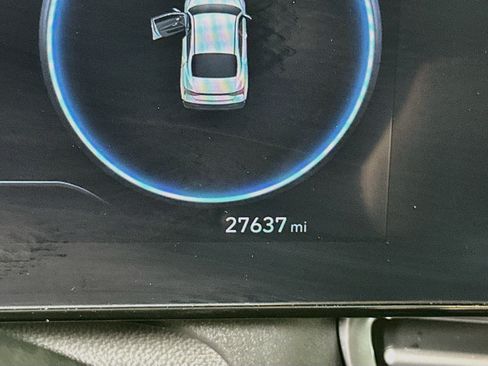Used 2024 Hyundai Elantra SEL FWD image 19