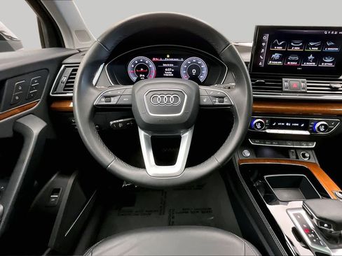 Used 2023 Audi Q5 2.0T Premium Plus w/ Premium Plus Package AWD/4WD image 6