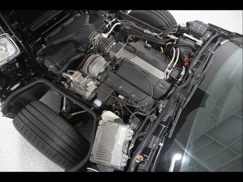 Used 1996 Chevrolet Corvette Convertible RWD image 19