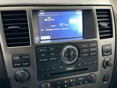 Used 2015 Nissan Armada Platinum image 24