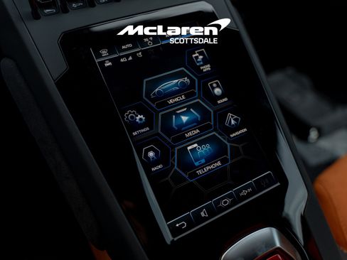 Used 2023 Lamborghini Huracan EVO image 29