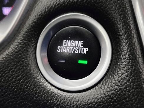 Used 2019 Chevrolet Traverse LT w/ LT Premium Package image 46