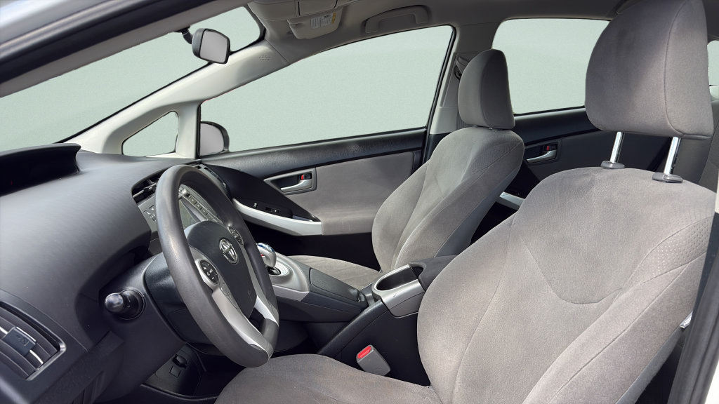 Used 2014 Toyota Prius Three FWD image 9