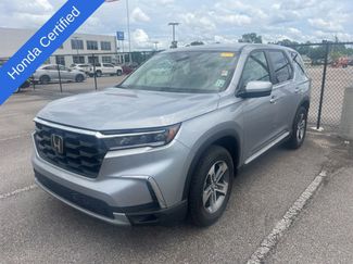 Used 2025 Honda Pilot EX-L video 1