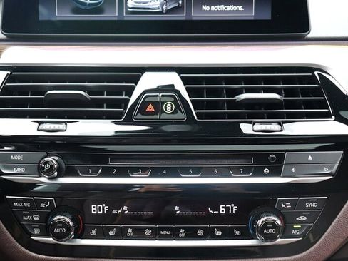 Used 2019 BMW 540i xDrive w/ Executive Package image 30