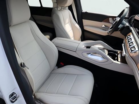 New 2026 Mercedes-Benz GLE 450 4MATIC image 9