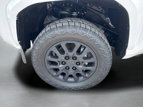 New 2026 Toyota Tacoma SR5 RWD image 38