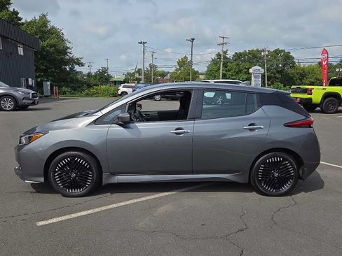 Used 2024 Nissan Leaf SV Plus FWD image 7