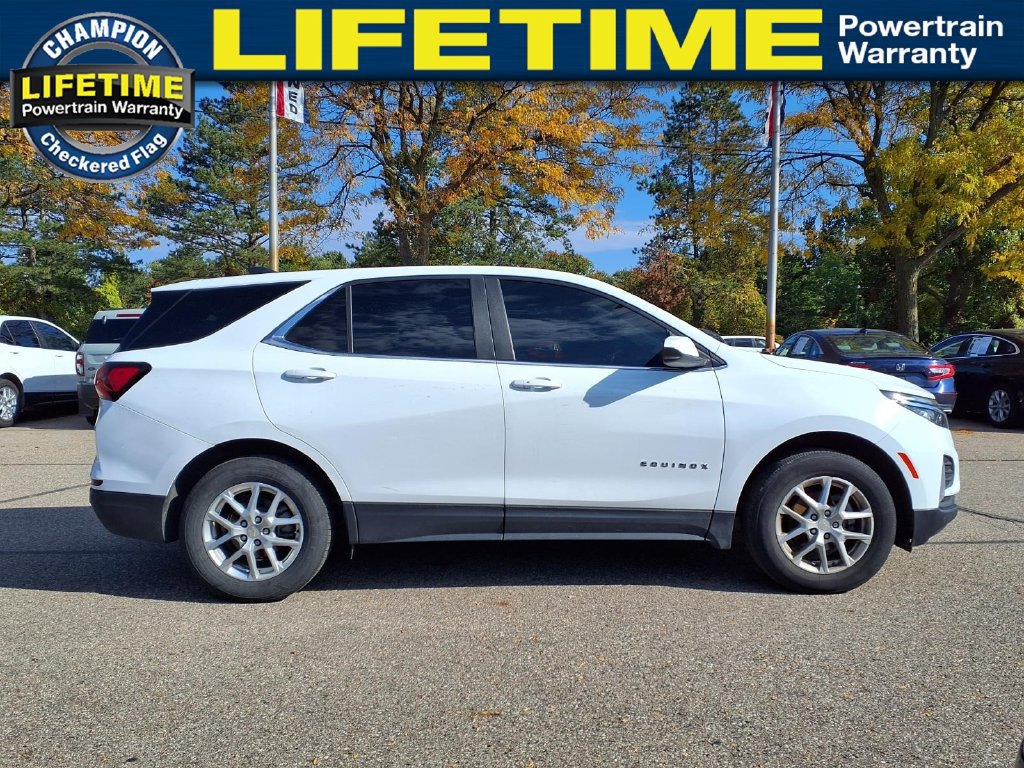 Used 2024 Chevrolet Equinox LT w/ LPO, Floor Liner Package AWD/4WD image 5