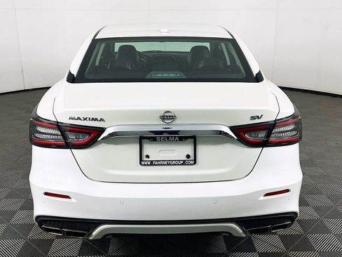 Used 2023 Nissan Maxima SV w/ Floor Mat Group FWD image 6