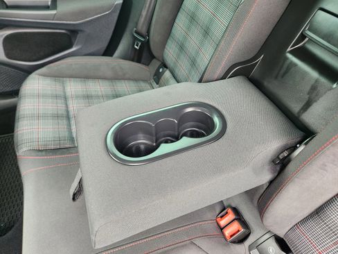 Used 2022 Volkswagen GTI SE image 35