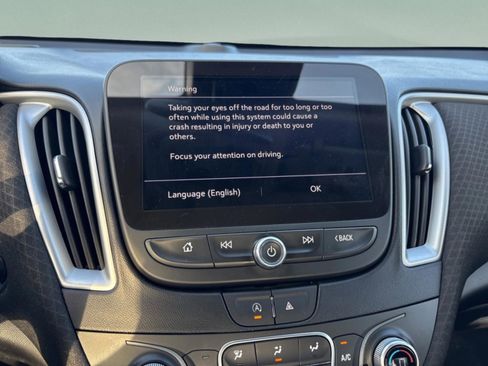 Used 2024 Chevrolet Malibu LT image 17