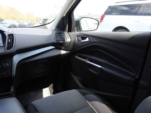 Used 2018 Ford Escape SE w/ SE Sync 3 Package image 11