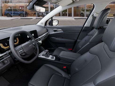 New 2026 Kia Sportage EX FWD image 17