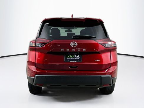 Used 2025 Nissan Rogue SV AWD/4WD image 7