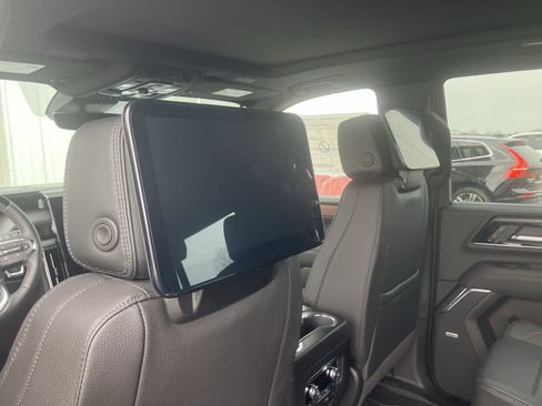 New 2026 GMC Yukon Denali image 16