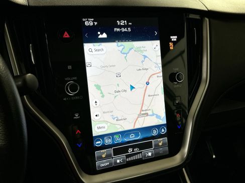 Used 2023 Subaru Outback Premium image 24