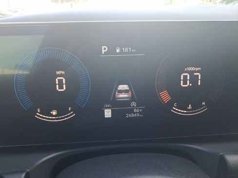 Used 2025 Hyundai Tucson SEL AWD/4WD image 2