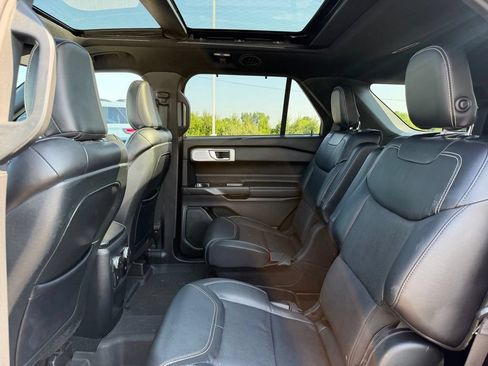 Used 2020 Ford Explorer ST w/ ST Street Pack AWD/4WD image 16