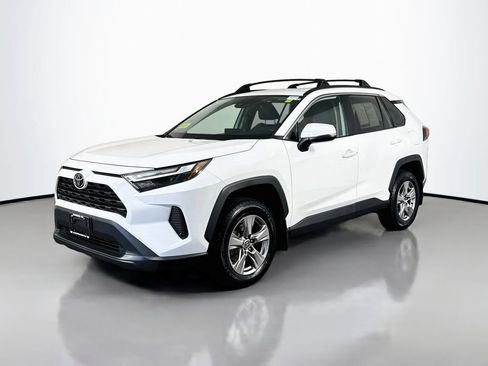Used 2023 Toyota RAV4 XLE w/ Convenience Package AWD/4WD image 2