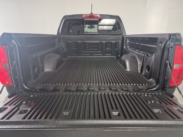 Used 2018 Chevrolet Colorado Z71 RWD image 14