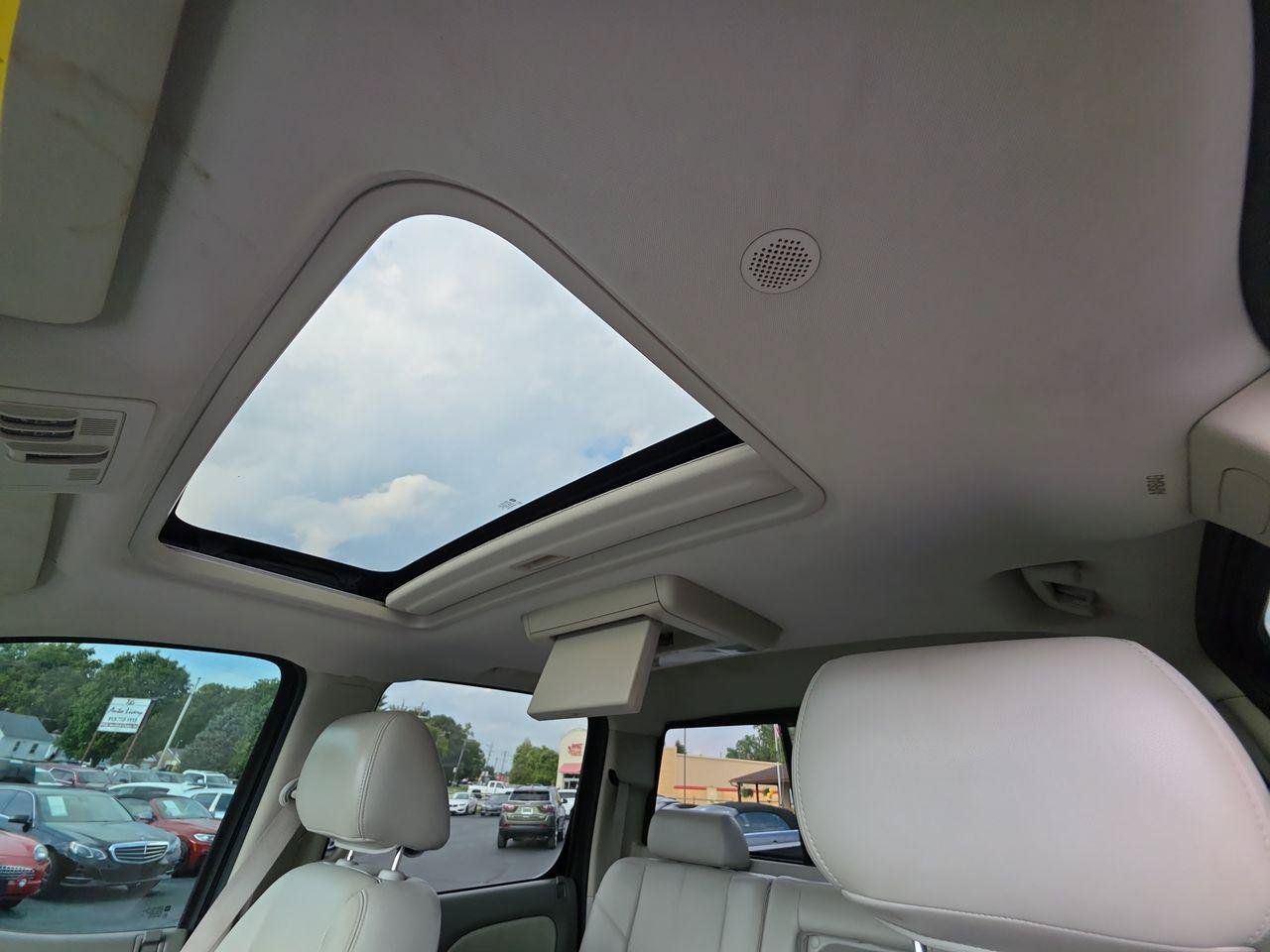 Used 2014 Chevrolet Silverado 2500 LTZ w/ LTZ Plus Package AWD/4WD image 27