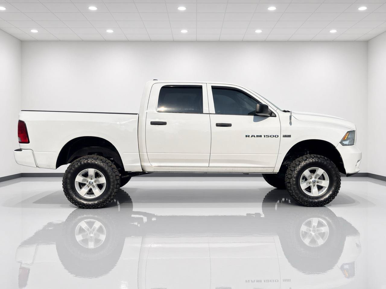 Used 2012 RAM 1500 Express w/ ST Popular Equipment Group AWD/4WD image 6