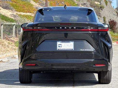 New 2026 Lexus RZ 350e 350e image 6