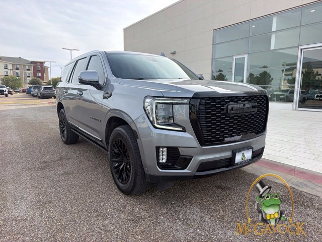 Used 2023 GMC Yukon Denali w/ Advanced Technology Package AWD/4WD image 3