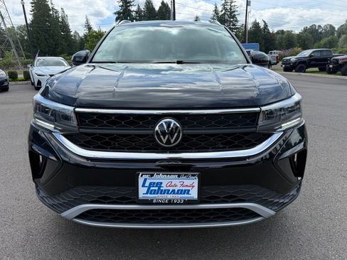 Used 2022 Volkswagen Taos SE AWD/4WD image 8