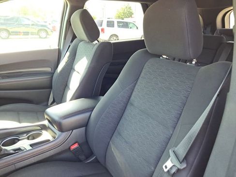 Used 2023 Dodge Durango GT image 5