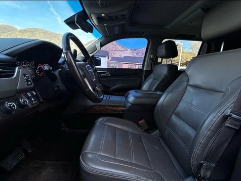 Used 2015 GMC Yukon Denali w/ Open Road Package AWD/4WD image 17