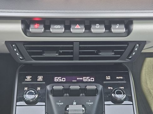 Certified 2026 Porsche 911 Targa 4S image 19