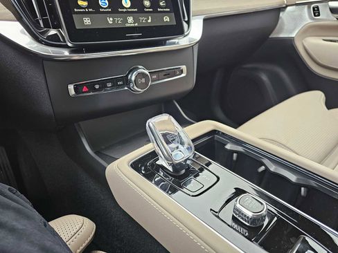 New 2026 Volvo XC90 T8 Ultra w/ Lounge Package AWD/4WD image 24