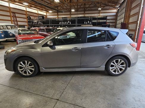 Used 2010 MAZDA MAZDA3 s Sport FWD image 5