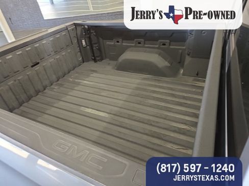 Used 2020 GMC Sierra 1500 SLT AWD/4WD image 5