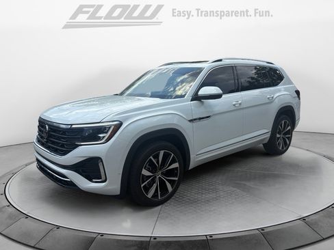 Certified 2026 Volkswagen Atlas SEL Premium R-Line AWD/4WD image 3