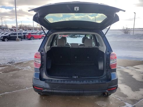 Used 2016 Subaru Forester 2.5i Premium w/ All-Weather Package image 14