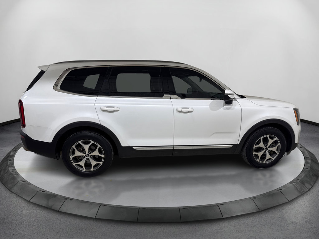 Used 2020 Kia Telluride EX AWD/4WD image 4