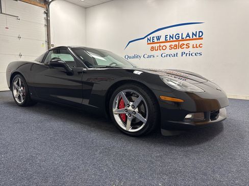 Used 2008 Chevrolet Corvette Coupe w/ Preferred Equipment Group RWD image 5