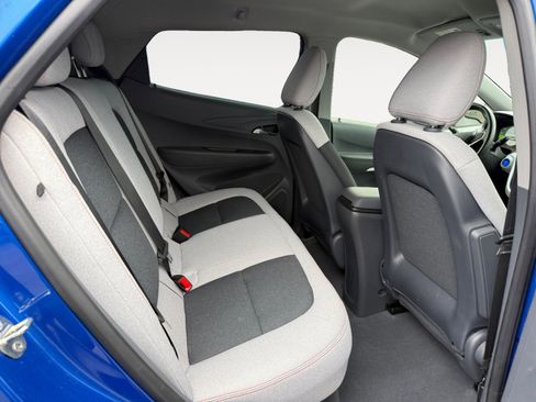 Used 2019 Chevrolet Bolt LT image 18