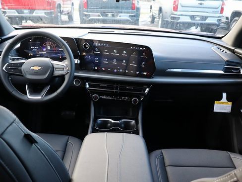 New 2026 Chevrolet Traverse LT w/ Driver Confidence Package image 19