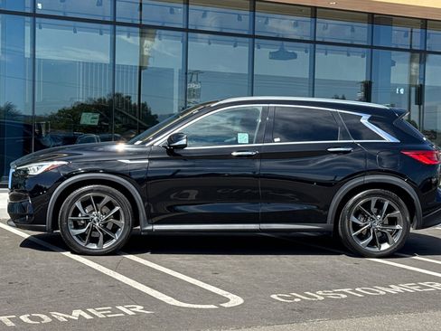 Used 2019 INFINITI QX50 Essential w/ Sensory Package image 7