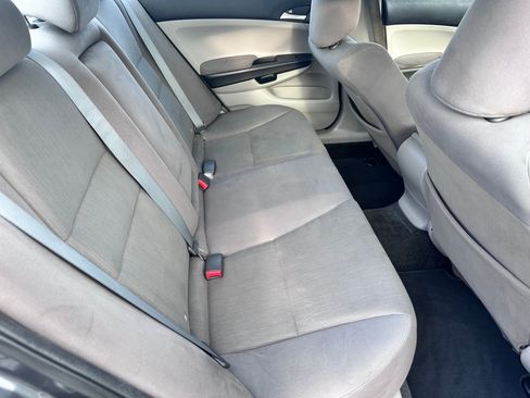 Used 2012 Honda Accord LX image 8