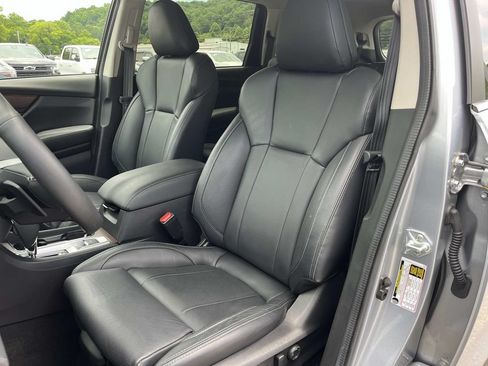 Certified 2025 Subaru Ascent Touring AWD/4WD image 30