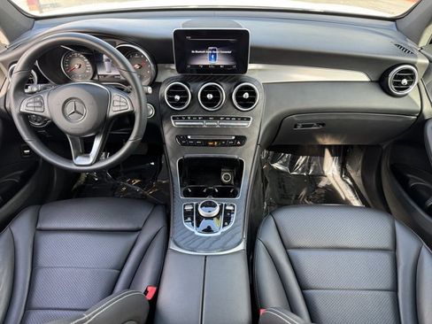 Used 2019 Mercedes-Benz GLC 300 image 10