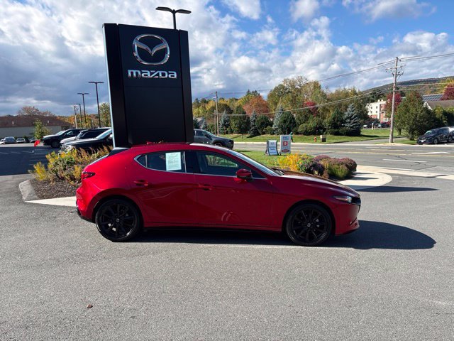 Used 2025 MAZDA MAZDA3 2.5 S Hatchback w/ Premium Pkg FWD image 9